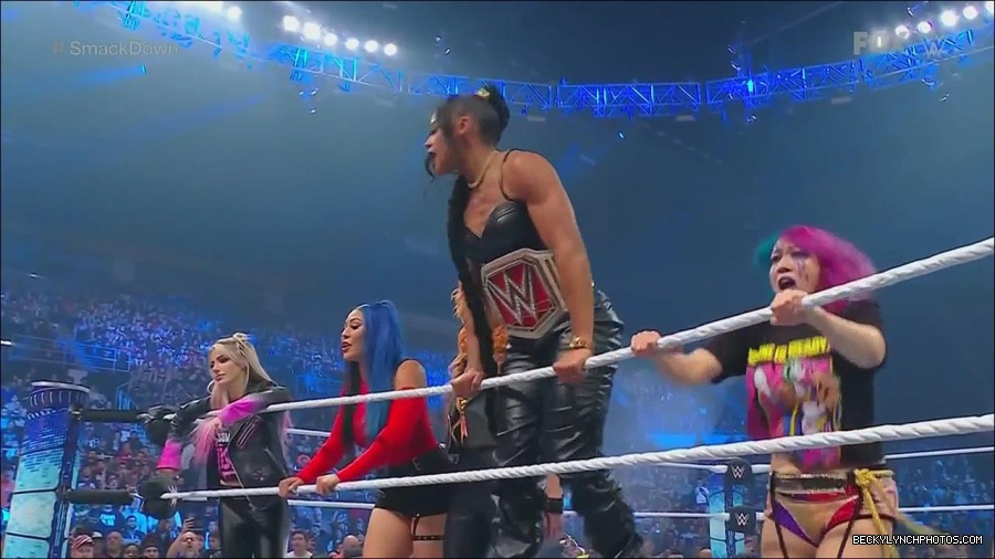 WWE_Friday_Night_SmackDown_2022_11_25_720p_HDTV_x264-NWCHD_mp4_000276976.jpg