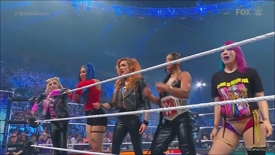 WWE_Friday_Night_SmackDown_2022_11_25_720p_HDTV_x264-NWCHD_mp4_000280580.jpg