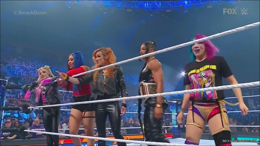WWE_Friday_Night_SmackDown_2022_11_25_720p_HDTV_x264-NWCHD_mp4_000280980.jpg