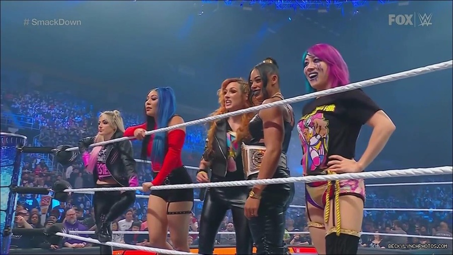 WWE_Friday_Night_SmackDown_2022_11_25_720p_HDTV_x264-NWCHD_mp4_000285785.jpg