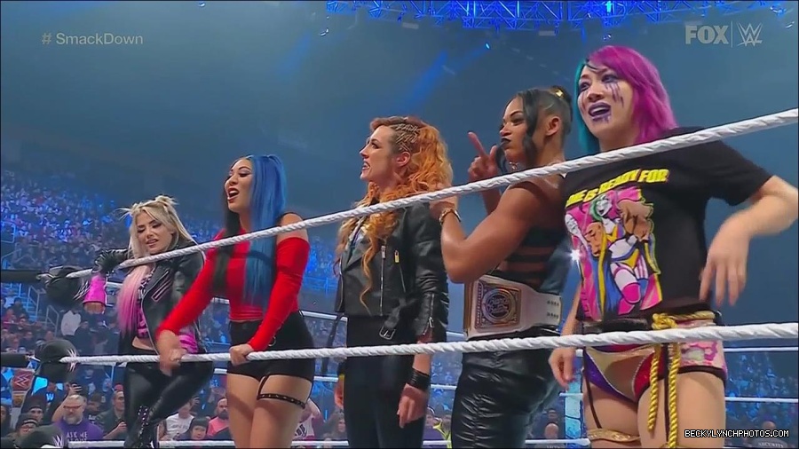 WWE_Friday_Night_SmackDown_2022_11_25_720p_HDTV_x264-NWCHD_mp4_000288988.jpg