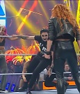 WWE_Friday_Night_SmackDown_2022_11_25_720p_HDTV_x264-NWCHD_mp4_000257757.jpg