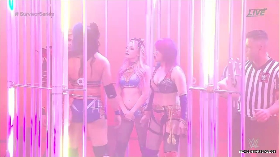WWE_Survivor_Series_WarGames_2022_720p_WEB_h264-HEEL_mp4_000463091.jpg