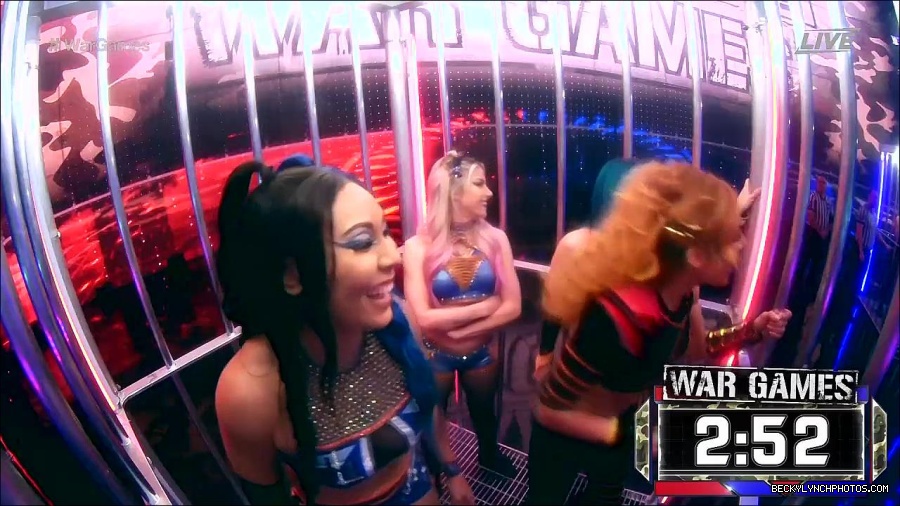 WWE_Survivor_Series_WarGames_2022_720p_WEB_h264-HEEL_mp4_000822224.jpg