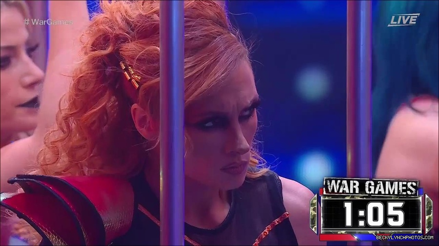WWE_Survivor_Series_WarGames_2022_720p_WEB_h264-HEEL_mp4_000929824.jpg