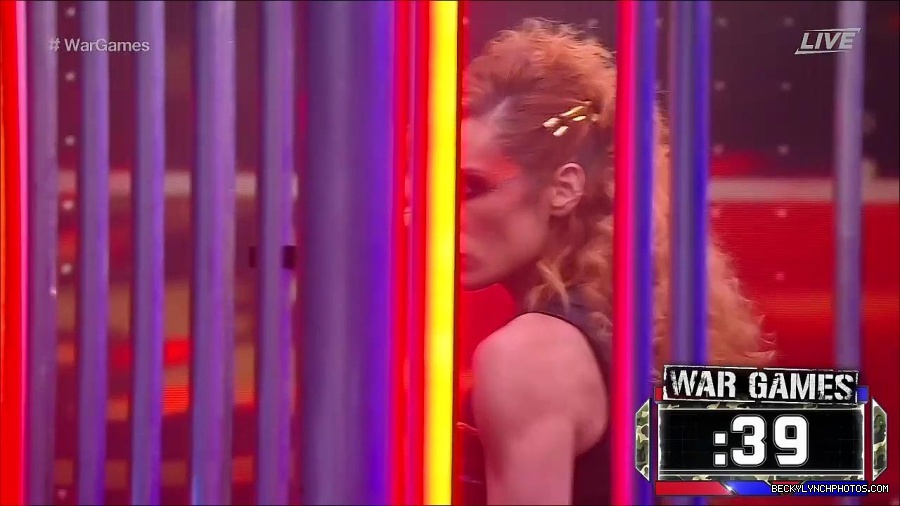 WWE_Survivor_Series_WarGames_2022_720p_WEB_h264-HEEL_mp4_002302191.jpg