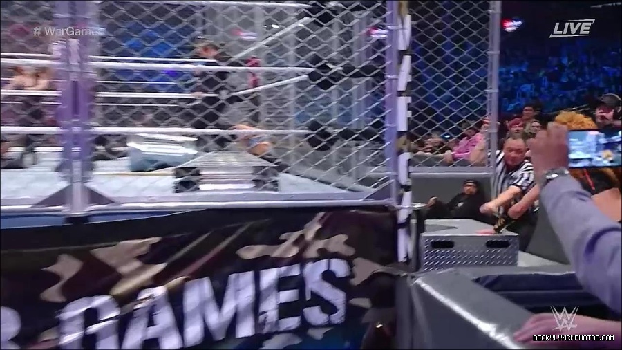 WWE_Survivor_Series_WarGames_2022_720p_WEB_h264-HEEL_mp4_002345791.jpg