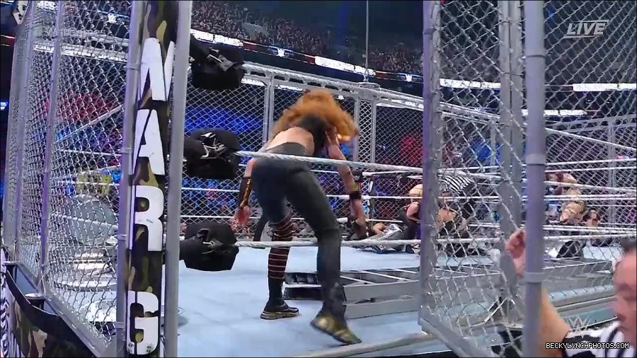 WWE_Survivor_Series_WarGames_2022_720p_WEB_h264-HEEL_mp4_002349791.jpg