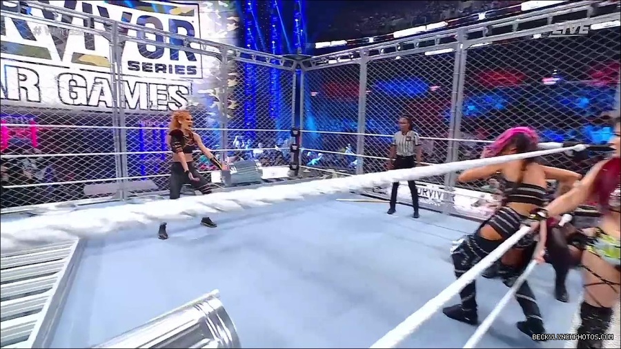 WWE_Survivor_Series_WarGames_2022_720p_WEB_h264-HEEL_mp4_002355791.jpg