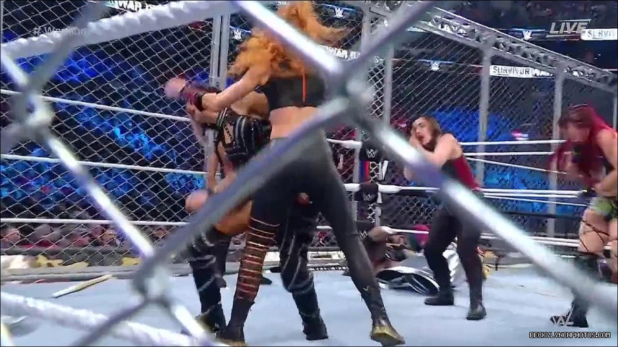 WWE_Survivor_Series_WarGames_2022_720p_WEB_h264-HEEL_mp4_002363391.jpg