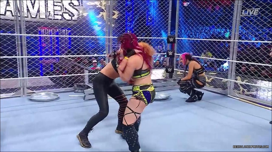 WWE_Survivor_Series_WarGames_2022_720p_WEB_h264-HEEL_mp4_002368991.jpg