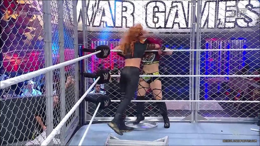 WWE_Survivor_Series_WarGames_2022_720p_WEB_h264-HEEL_mp4_002374991.jpg