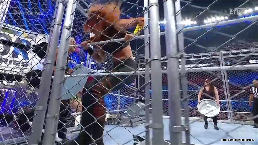 WWE_Survivor_Series_WarGames_2022_720p_WEB_h264-HEEL_mp4_002381391.jpg