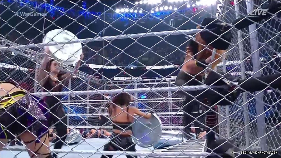 WWE_Survivor_Series_WarGames_2022_720p_WEB_h264-HEEL_mp4_002384191.jpg