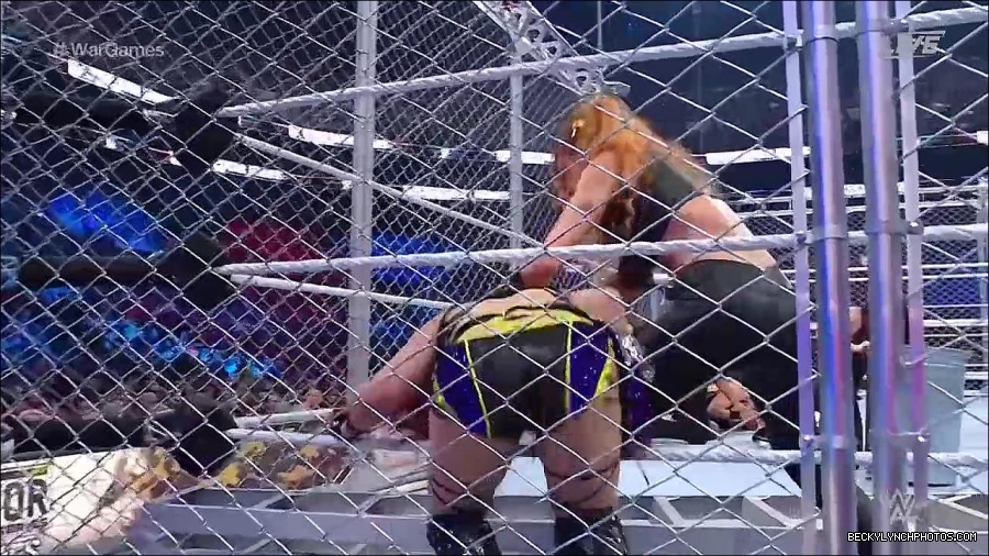 WWE_Survivor_Series_WarGames_2022_720p_WEB_h264-HEEL_mp4_002399791.jpg