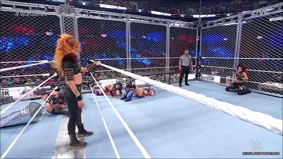 WWE_Survivor_Series_WarGames_2022_720p_WEB_h264-HEEL_mp4_002455791.jpg