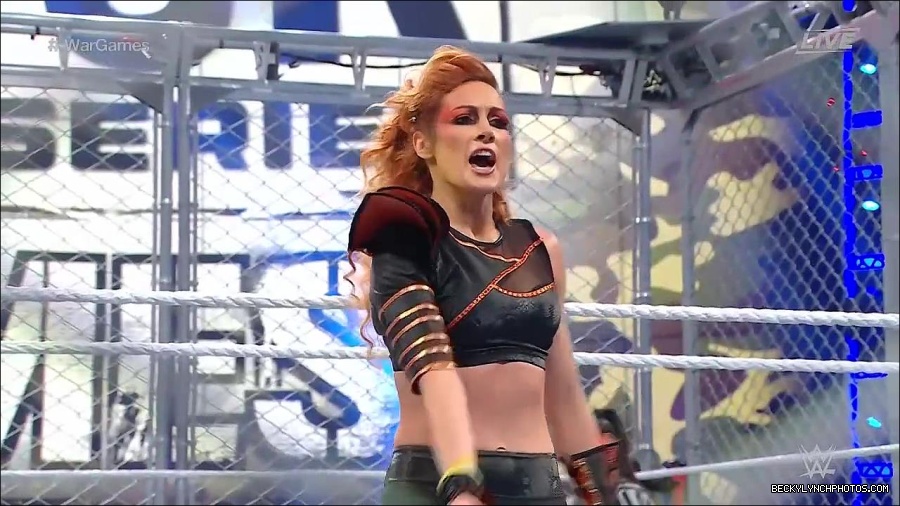WWE_Survivor_Series_WarGames_2022_720p_WEB_h264-HEEL_mp4_002458191.jpg