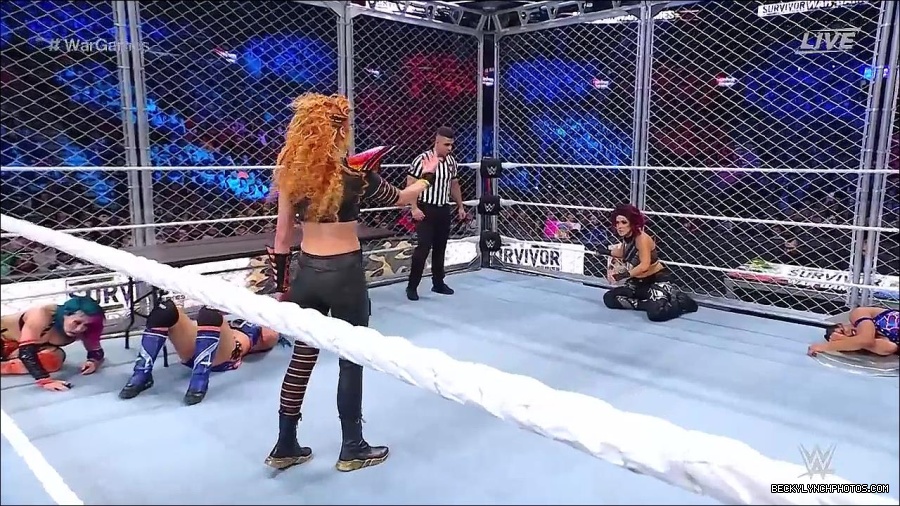 WWE_Survivor_Series_WarGames_2022_720p_WEB_h264-HEEL_mp4_002460191.jpg