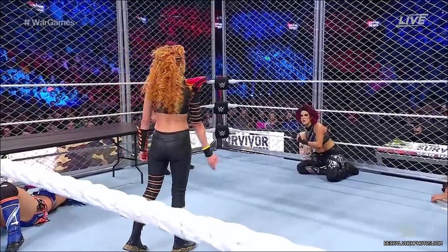 WWE_Survivor_Series_WarGames_2022_720p_WEB_h264-HEEL_mp4_002462591.jpg