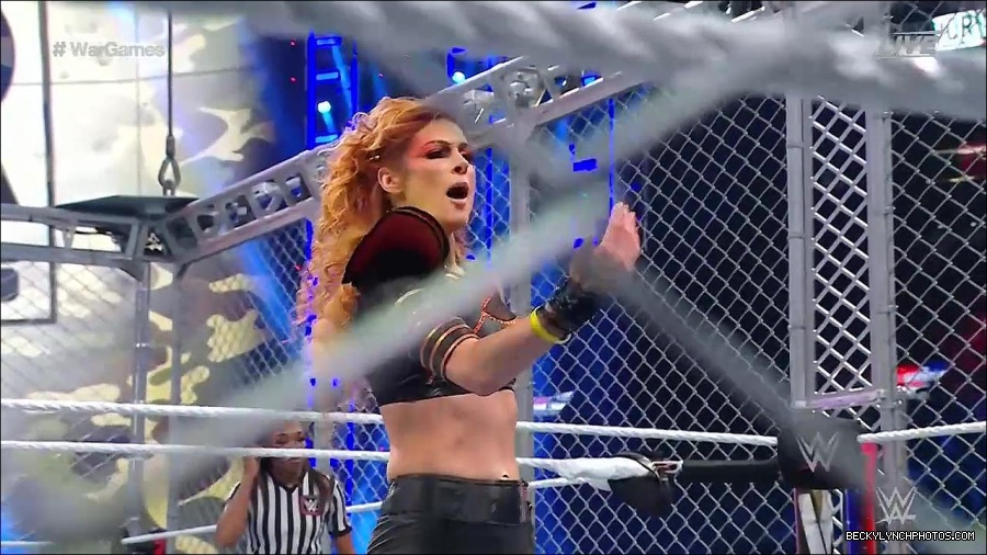 WWE_Survivor_Series_WarGames_2022_720p_WEB_h264-HEEL_mp4_002464591.jpg