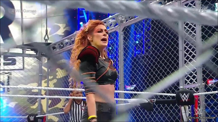 WWE_Survivor_Series_WarGames_2022_720p_WEB_h264-HEEL_mp4_002465391.jpg