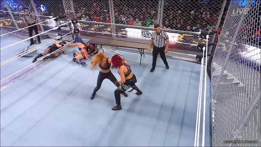 WWE_Survivor_Series_WarGames_2022_720p_WEB_h264-HEEL_mp4_002479391.jpg