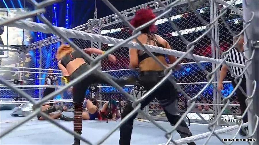 WWE_Survivor_Series_WarGames_2022_720p_WEB_h264-HEEL_mp4_002486991.jpg
