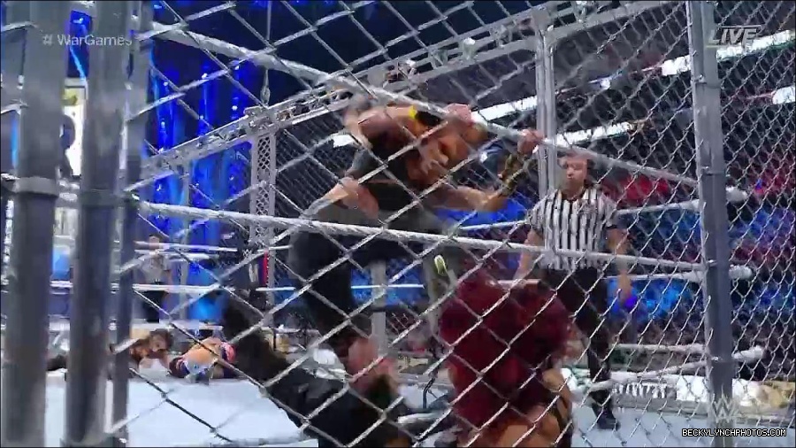 WWE_Survivor_Series_WarGames_2022_720p_WEB_h264-HEEL_mp4_002489791.jpg