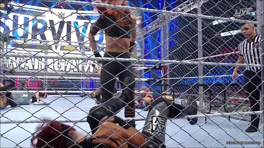 WWE_Survivor_Series_WarGames_2022_720p_WEB_h264-HEEL_mp4_002494591.jpg
