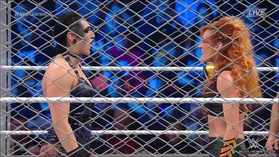 WWE_Survivor_Series_WarGames_2022_720p_WEB_h264-HEEL_mp4_002507791.jpg