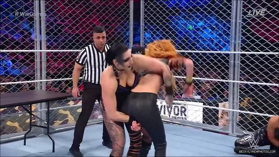 WWE_Survivor_Series_WarGames_2022_720p_WEB_h264-HEEL_mp4_002518191.jpg