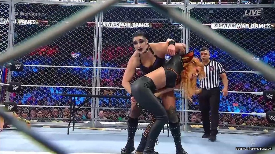 WWE_Survivor_Series_WarGames_2022_720p_WEB_h264-HEEL_mp4_002518991.jpg