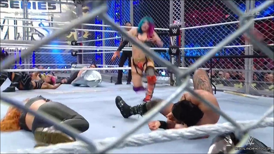 WWE_Survivor_Series_WarGames_2022_720p_WEB_h264-HEEL_mp4_002534591.jpg