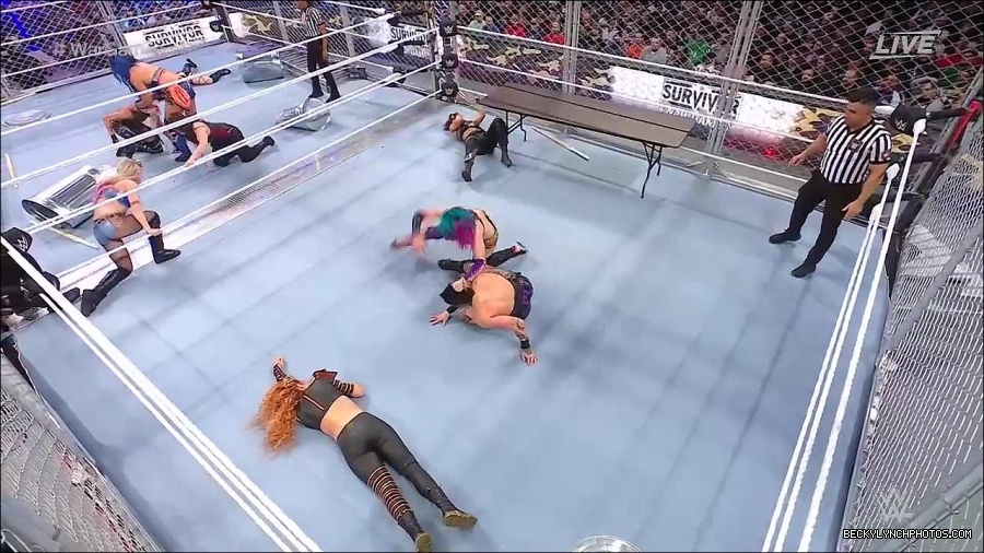 WWE_Survivor_Series_WarGames_2022_720p_WEB_h264-HEEL_mp4_002541391.jpg