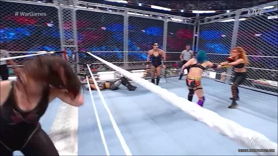 WWE_Survivor_Series_WarGames_2022_720p_WEB_h264-HEEL_mp4_002557791.jpg
