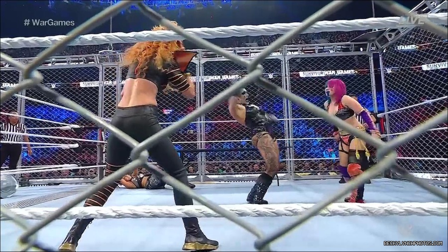 WWE_Survivor_Series_WarGames_2022_720p_WEB_h264-HEEL_mp4_002566191.jpg