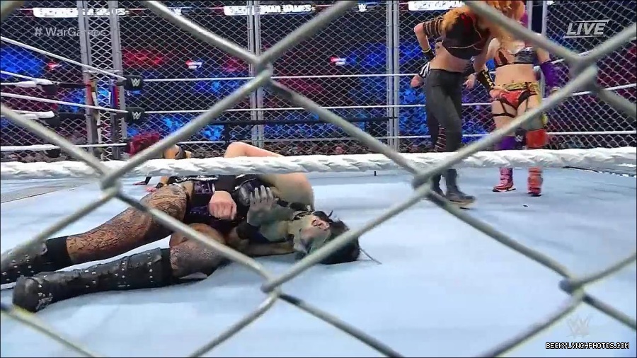 WWE_Survivor_Series_WarGames_2022_720p_WEB_h264-HEEL_mp4_002571791.jpg