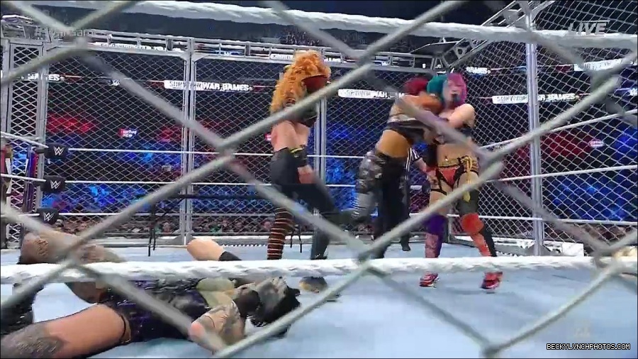 WWE_Survivor_Series_WarGames_2022_720p_WEB_h264-HEEL_mp4_002575791.jpg