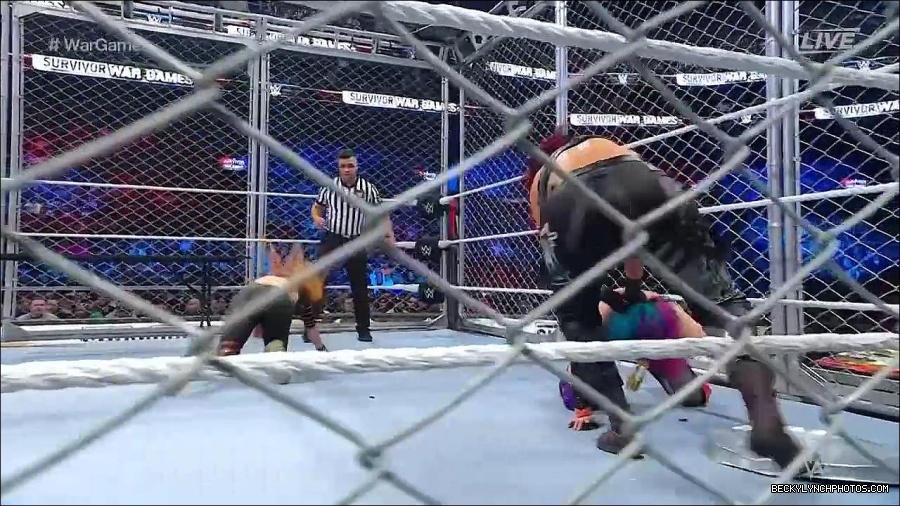 WWE_Survivor_Series_WarGames_2022_720p_WEB_h264-HEEL_mp4_002578991.jpg