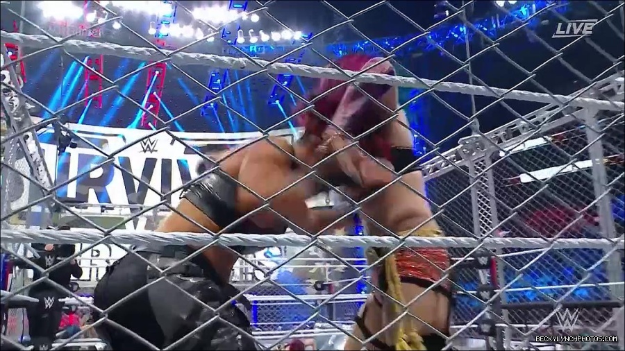 WWE_Survivor_Series_WarGames_2022_720p_WEB_h264-HEEL_mp4_002581791.jpg