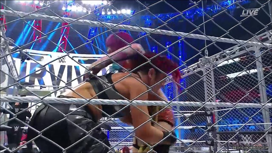 WWE_Survivor_Series_WarGames_2022_720p_WEB_h264-HEEL_mp4_002582191.jpg