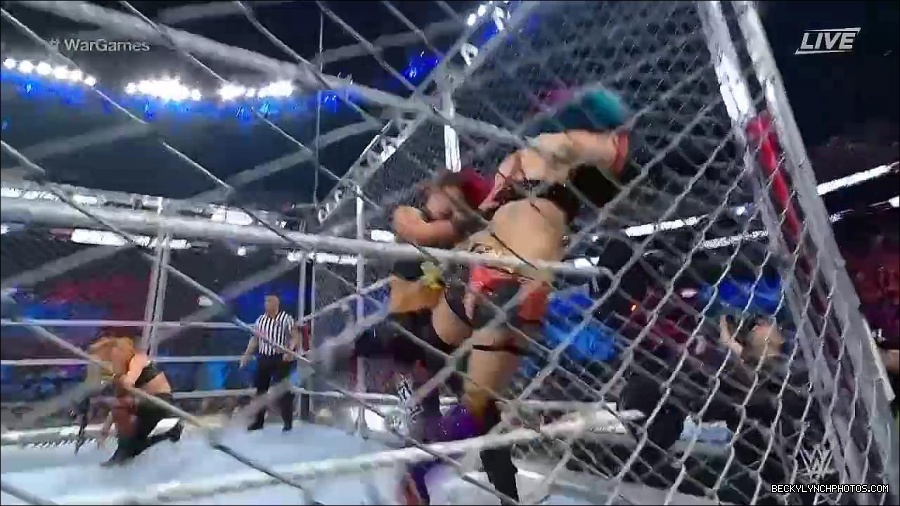 WWE_Survivor_Series_WarGames_2022_720p_WEB_h264-HEEL_mp4_002583791.jpg