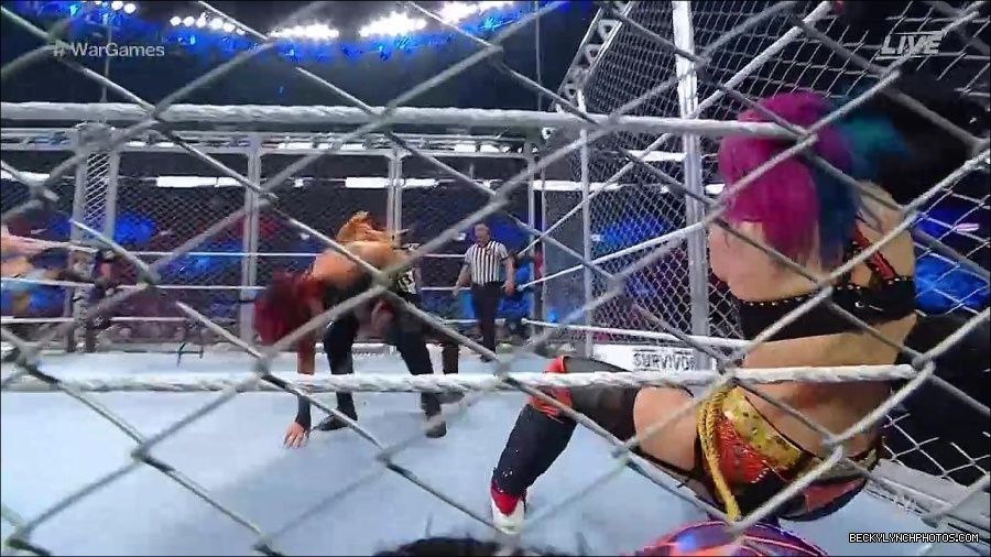 WWE_Survivor_Series_WarGames_2022_720p_WEB_h264-HEEL_mp4_002584991.jpg