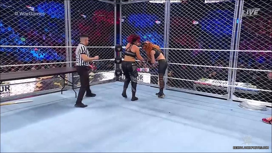 WWE_Survivor_Series_WarGames_2022_720p_WEB_h264-HEEL_mp4_002593791.jpg