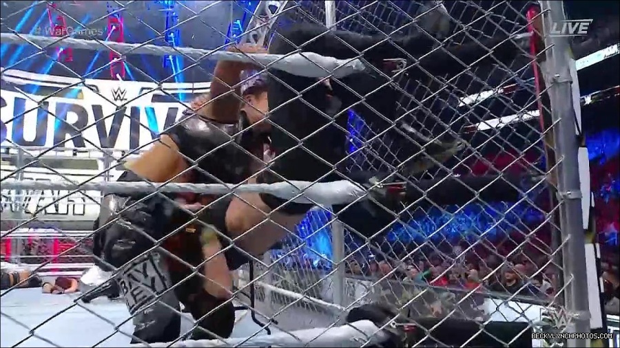 WWE_Survivor_Series_WarGames_2022_720p_WEB_h264-HEEL_mp4_002598991.jpg