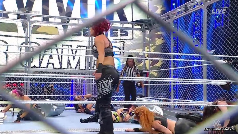WWE_Survivor_Series_WarGames_2022_720p_WEB_h264-HEEL_mp4_002619391.jpg