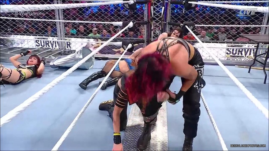 WWE_Survivor_Series_WarGames_2022_720p_WEB_h264-HEEL_mp4_002627391.jpg