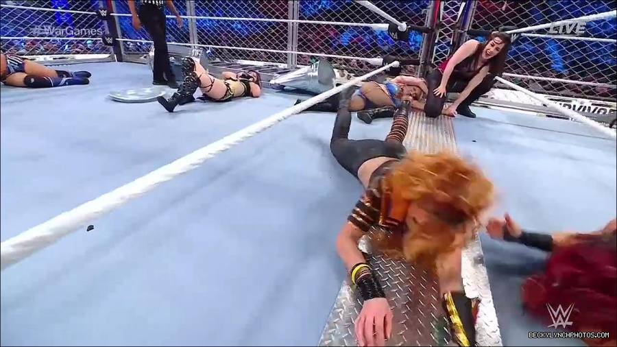 WWE_Survivor_Series_WarGames_2022_720p_WEB_h264-HEEL_mp4_002631391.jpg