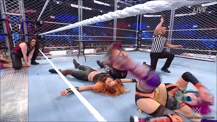 WWE_Survivor_Series_WarGames_2022_720p_WEB_h264-HEEL_mp4_002637391.jpg