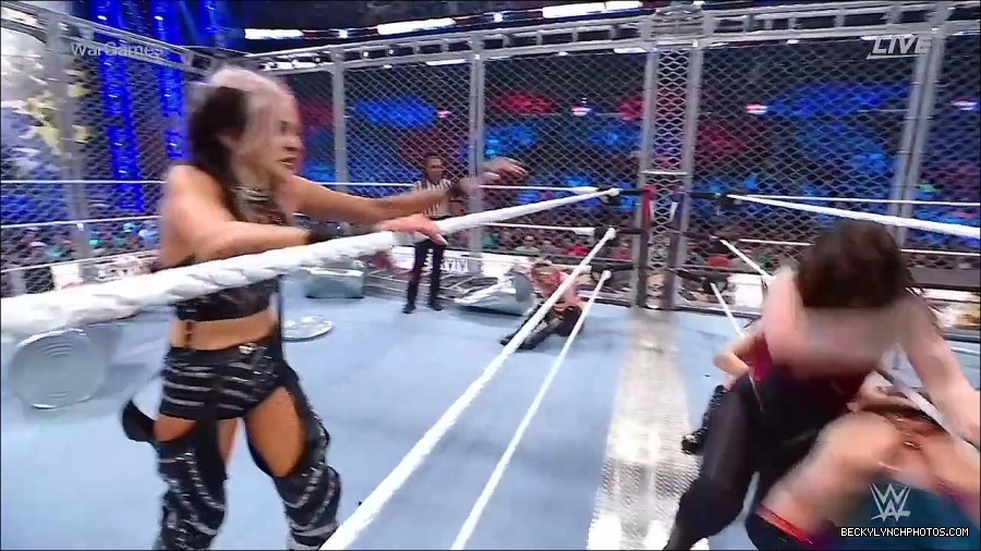 WWE_Survivor_Series_WarGames_2022_720p_WEB_h264-HEEL_mp4_002642191.jpg